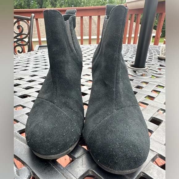 TOMS Women's Suede Kelsey Booties black 9.5 - Picture 6 of 7